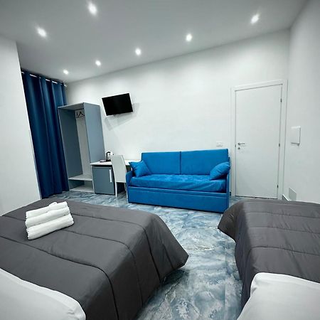 Marvit Central Luxury Naples Exterior photo