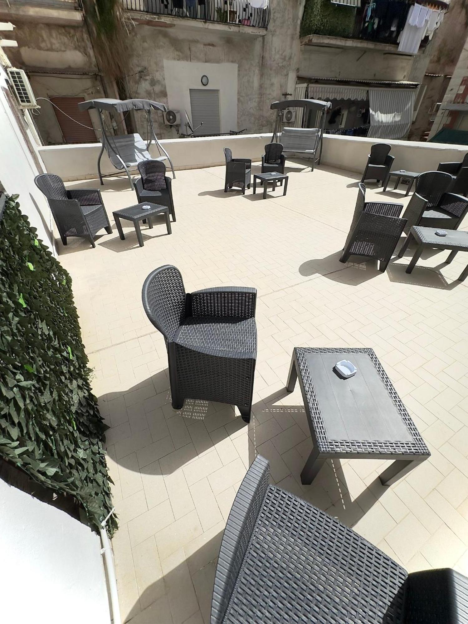 Marvit Central Luxury Naples Exterior photo